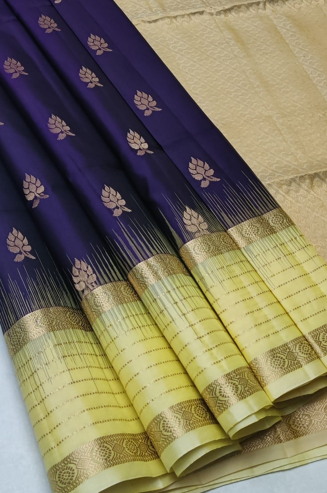 Handloom Silk Saree 807