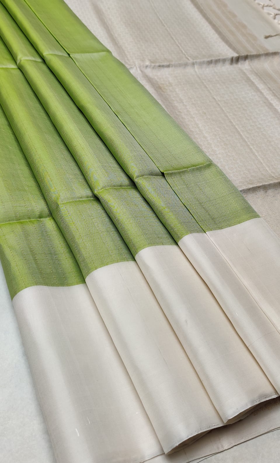 Handloom Silk Saree 425