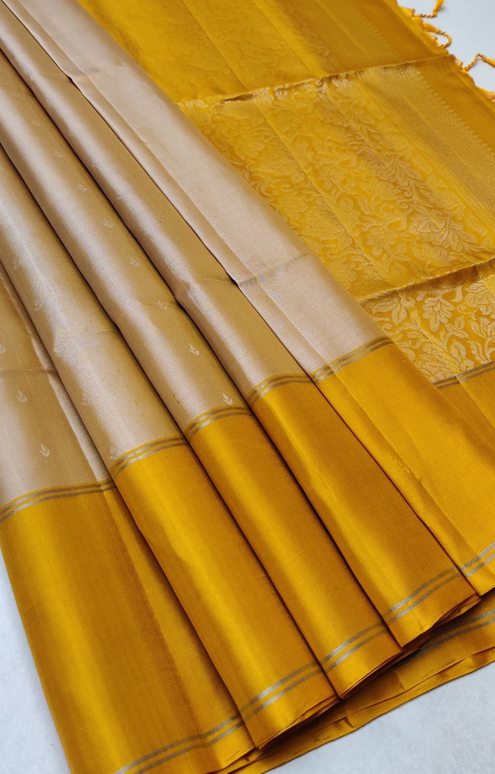 Handloom Silk Saree 620