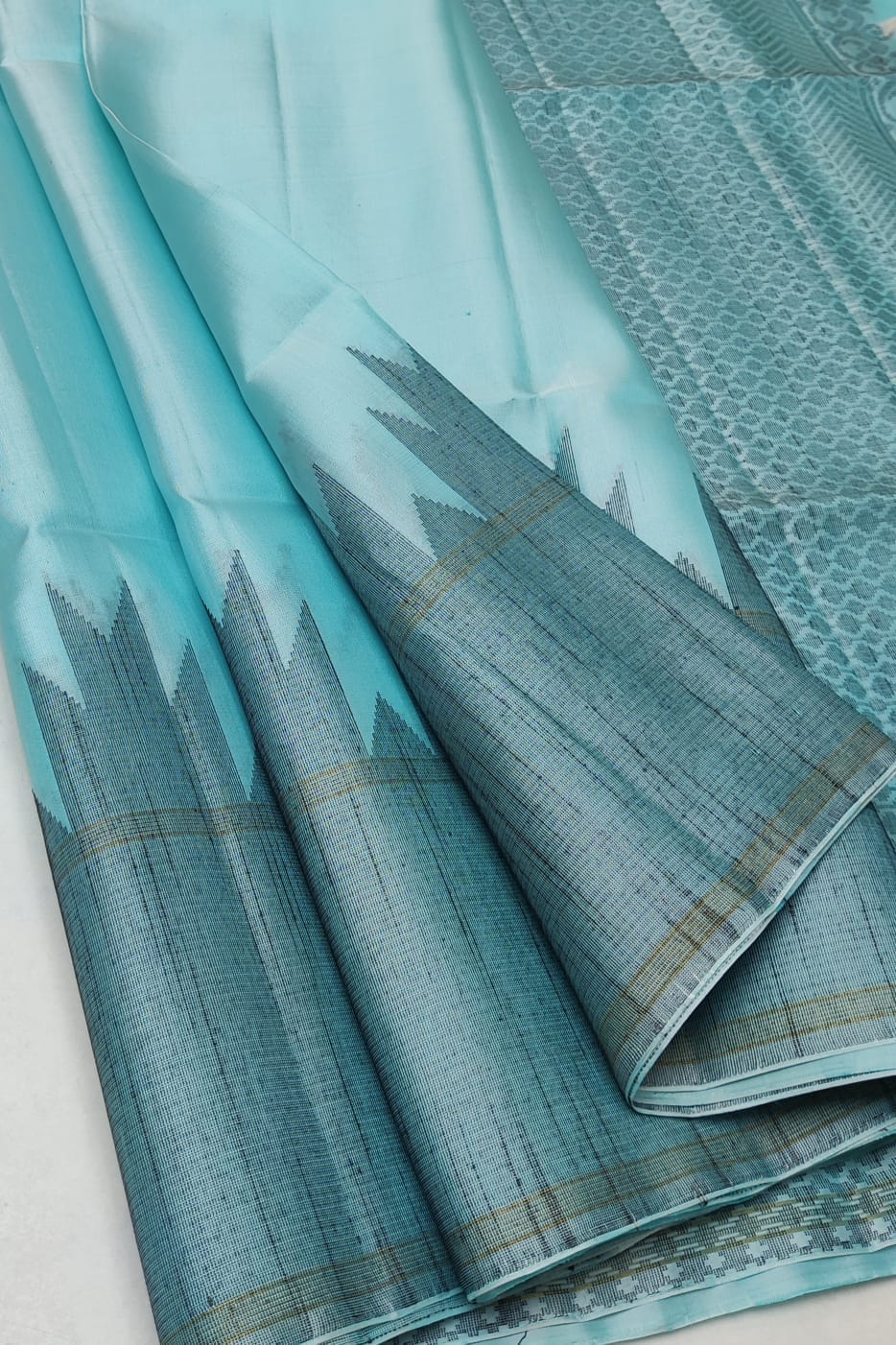 Handloom Silk Saree - Dupeyarn Weaving with Korvai Border - - 2038