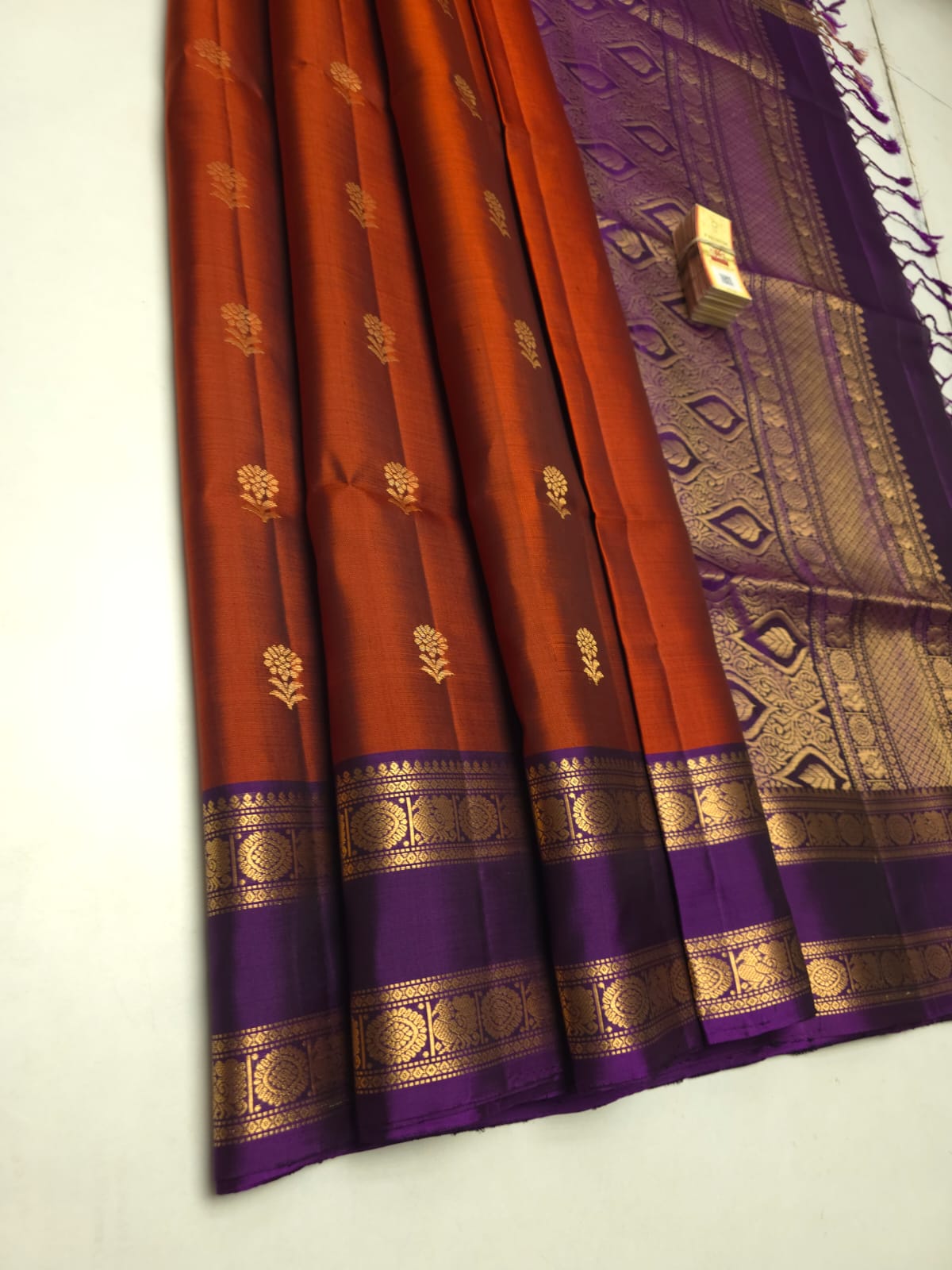 Handloom Silk Saree - Traditional Border - 1956