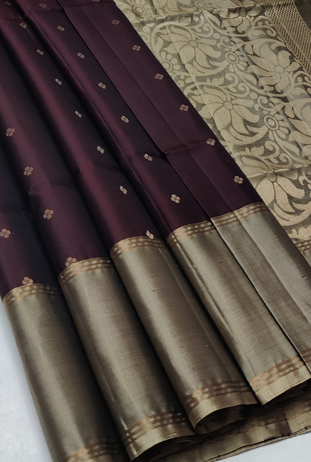 Handloom Silk Saree 22