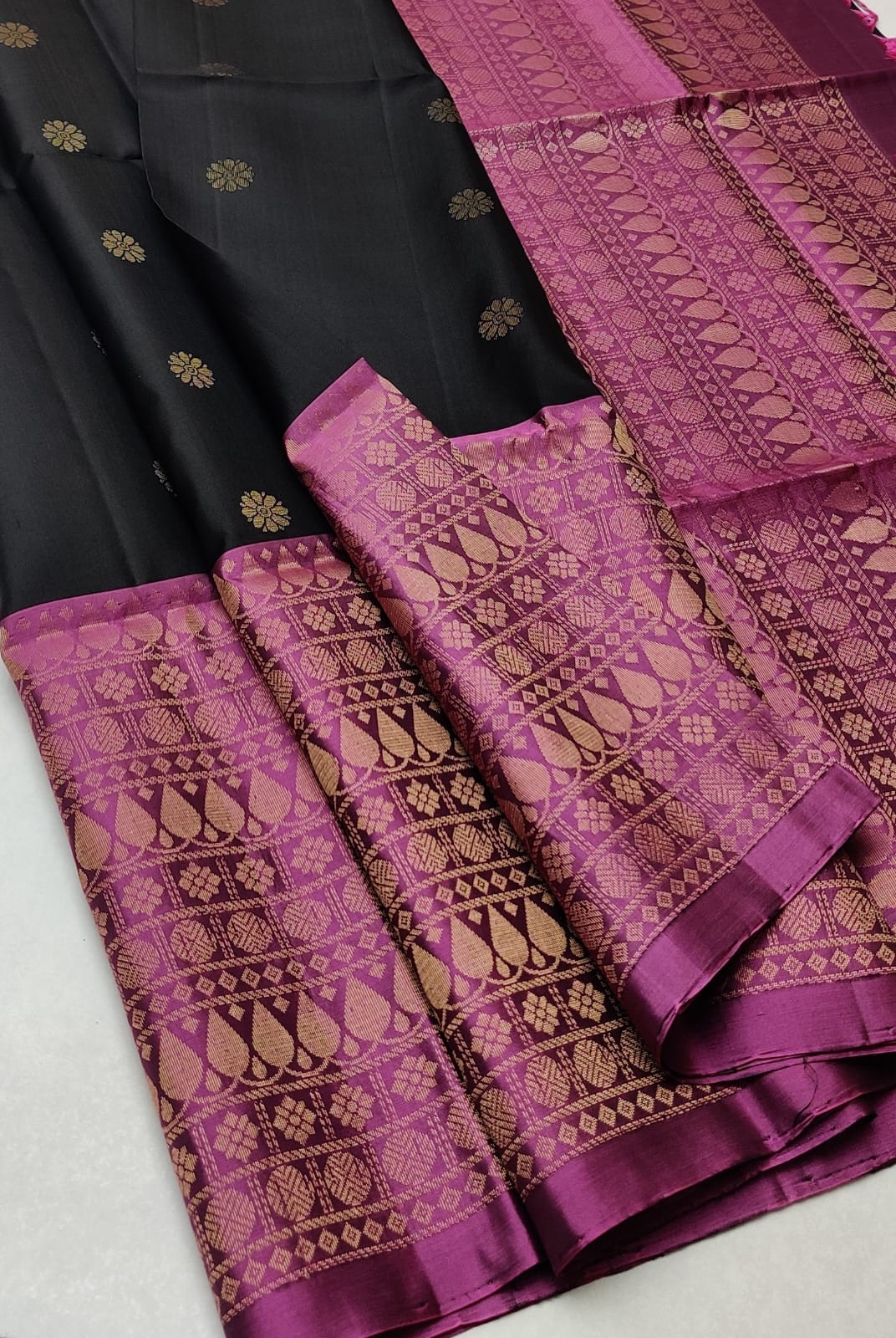 Handloom Silk Saree 1229