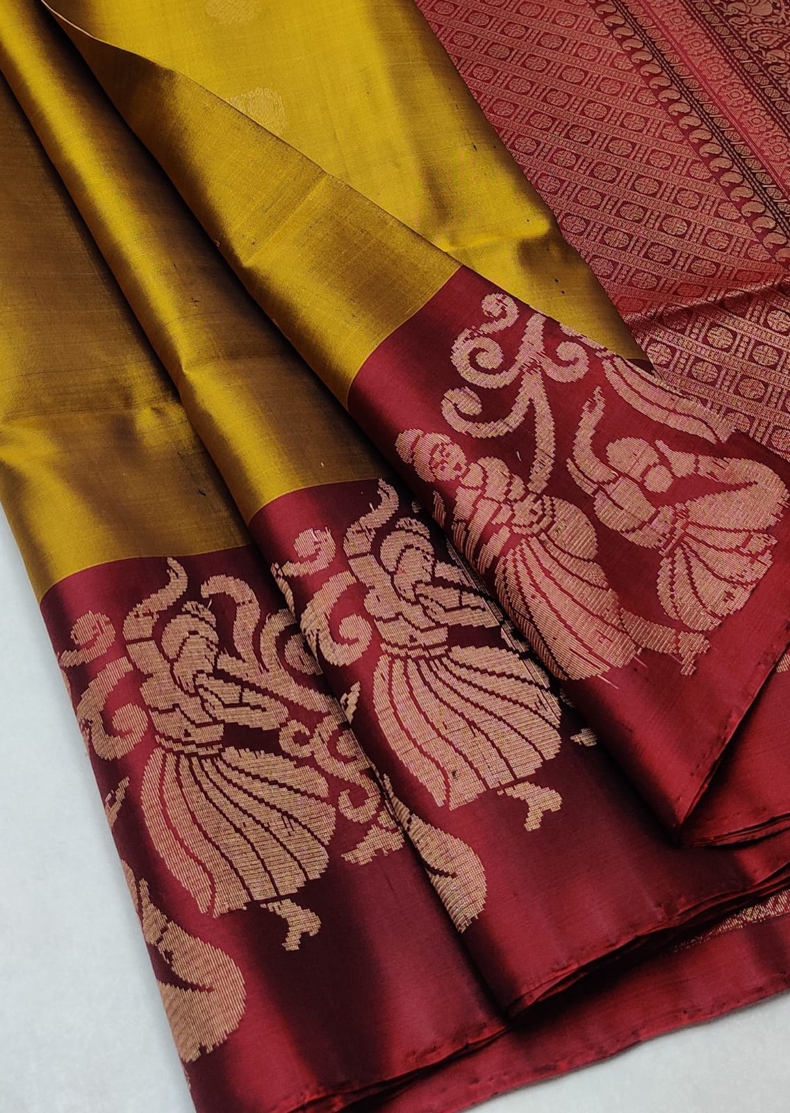 Handloom Silk Saree 1233