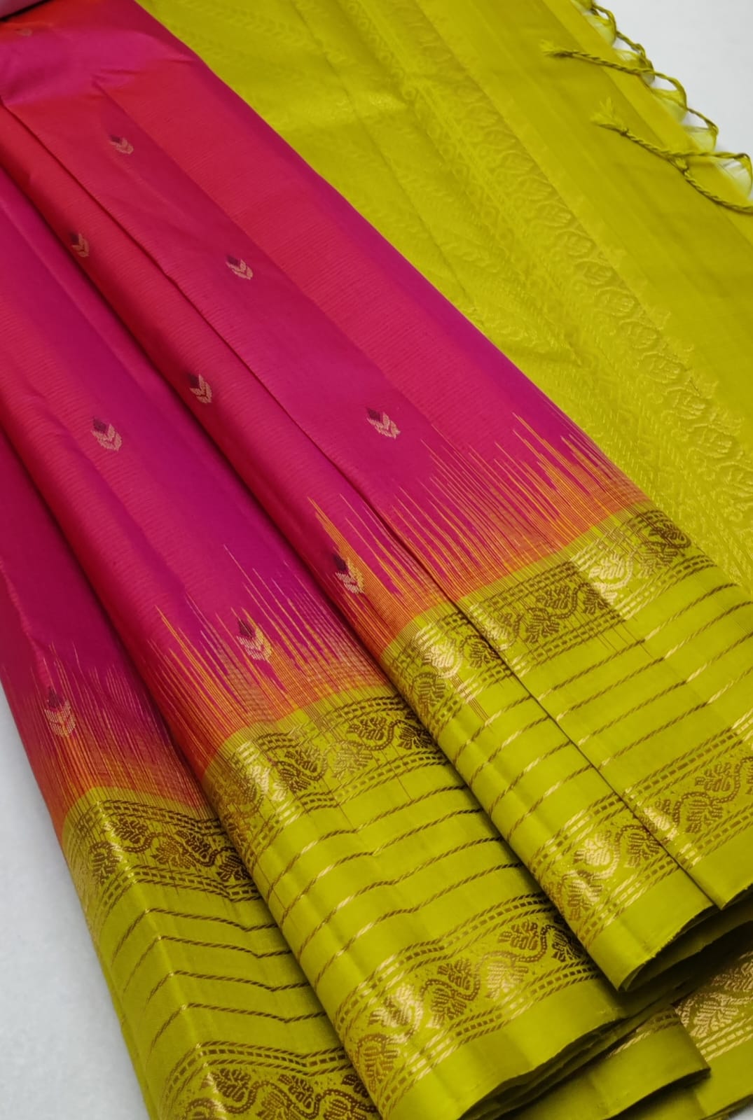 Handloom Silk Saree 822
