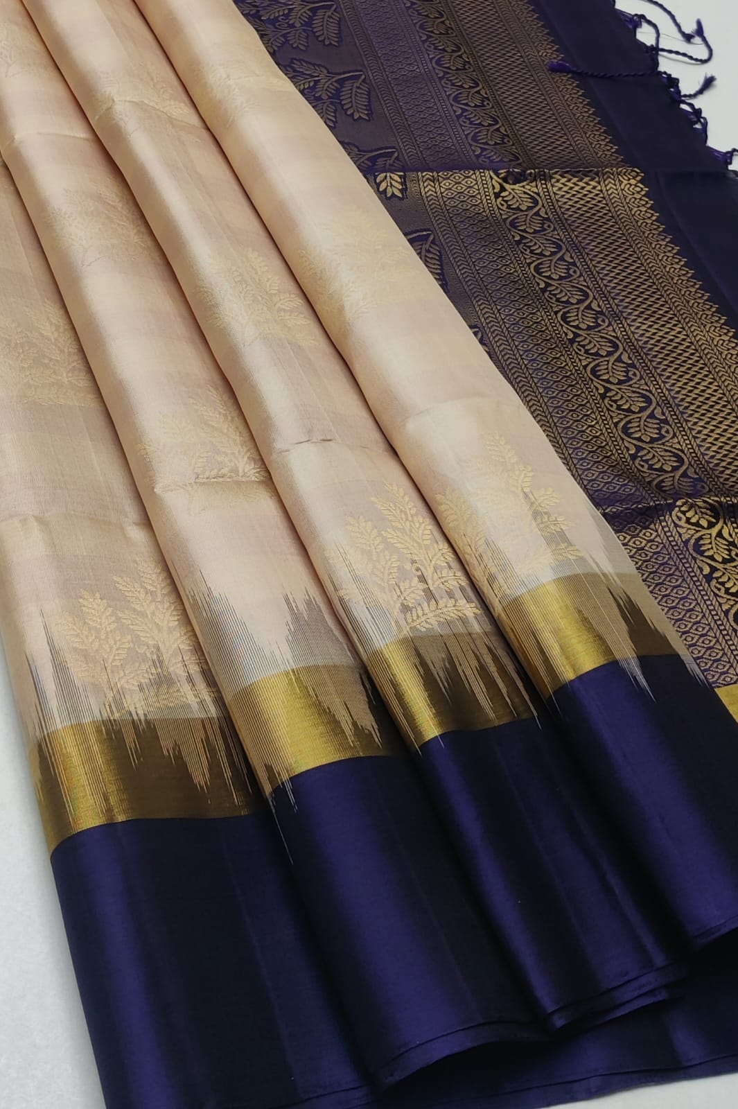 Handloom Silk Saree 1074