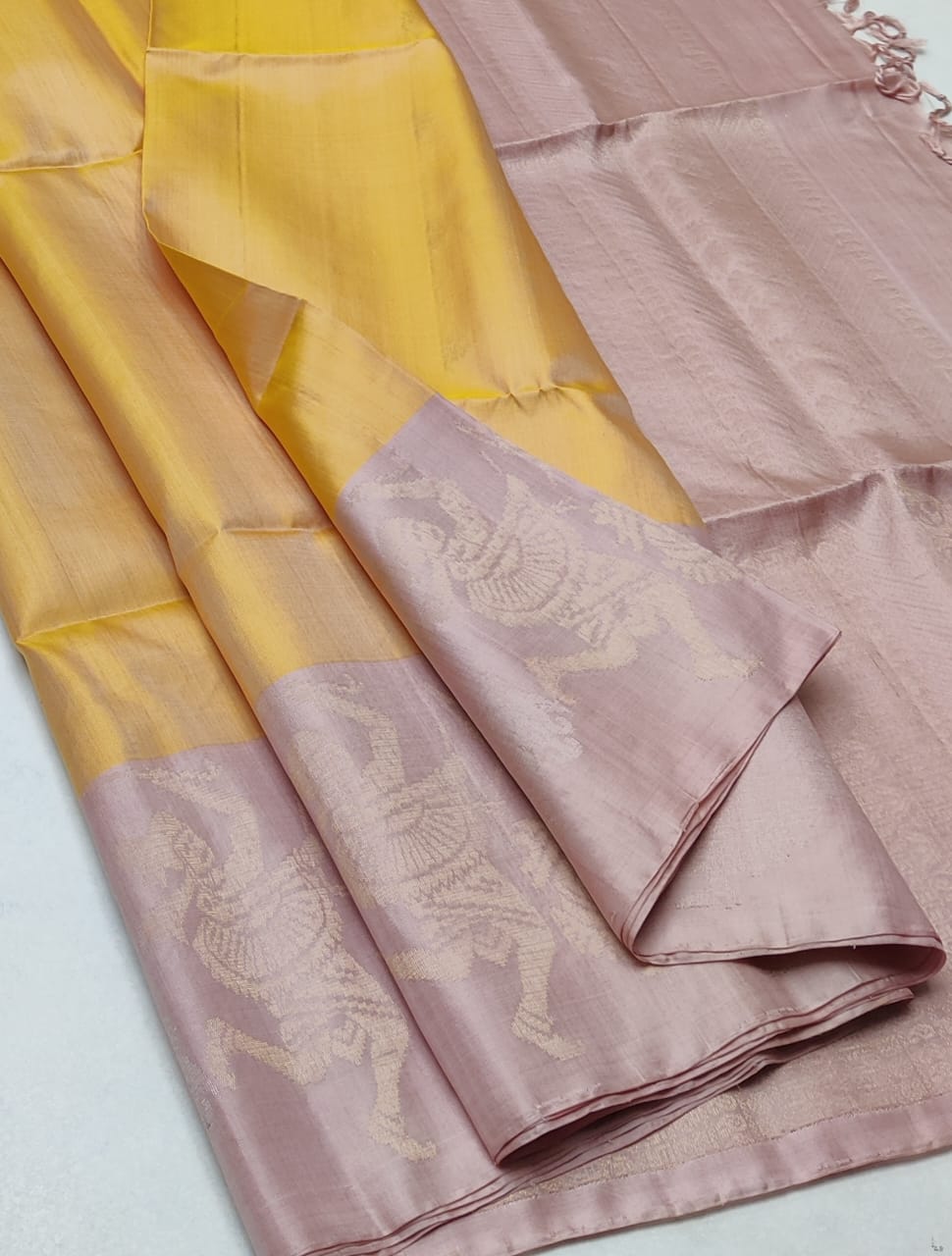 Handloom Silk Saree 1882