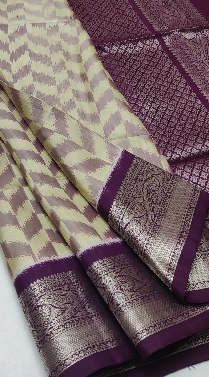 Handloom Pochampalli Silk Saree - 2030