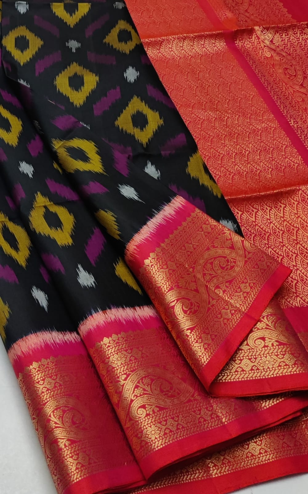 Handloom Pochampalli Silk Saree - 2029
