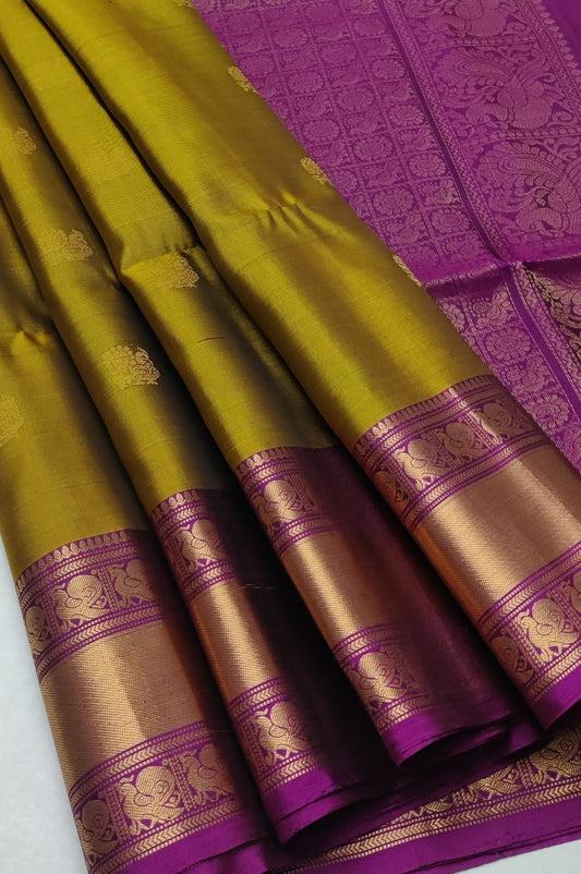 Handloom Silk Saree - Traditional Border - 1964