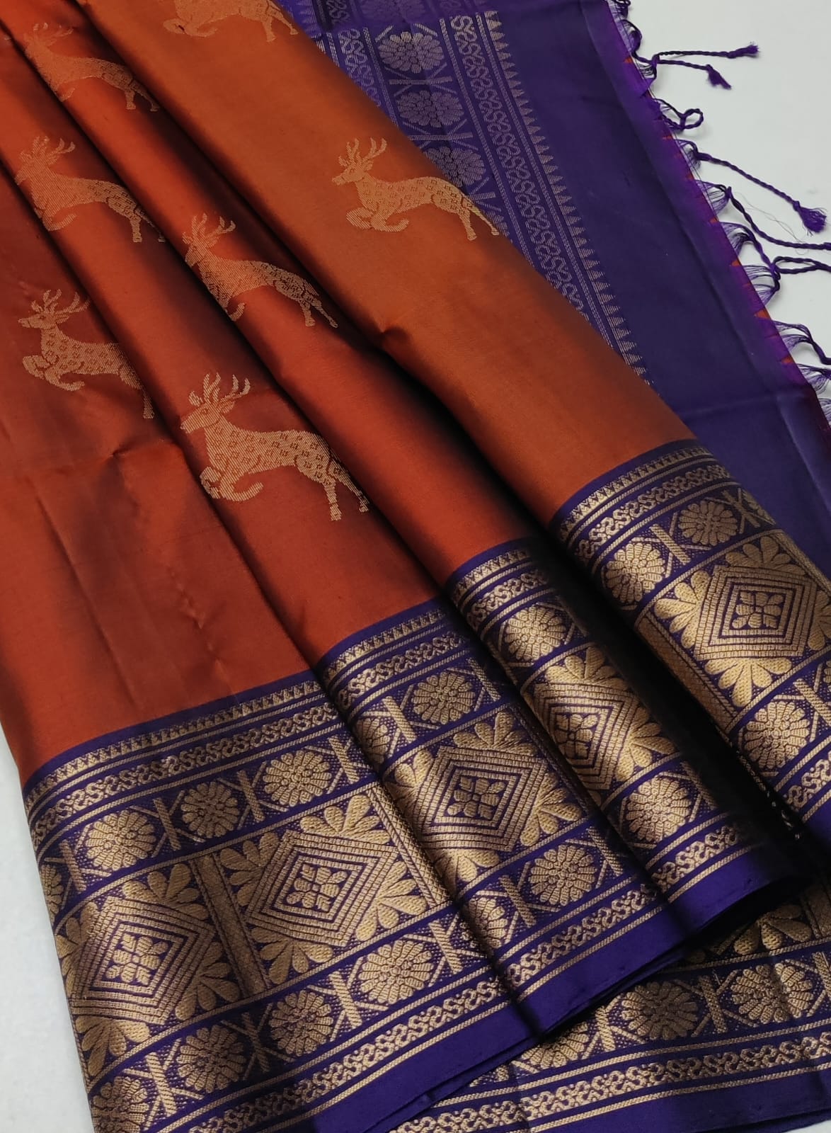 Handloom Silk Saree - Traditional Border - 1969