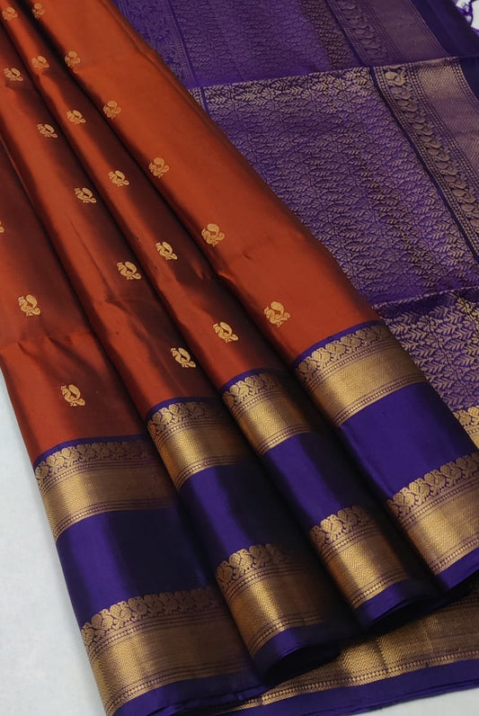Handloom Silk Saree - Traditional Border - 1971