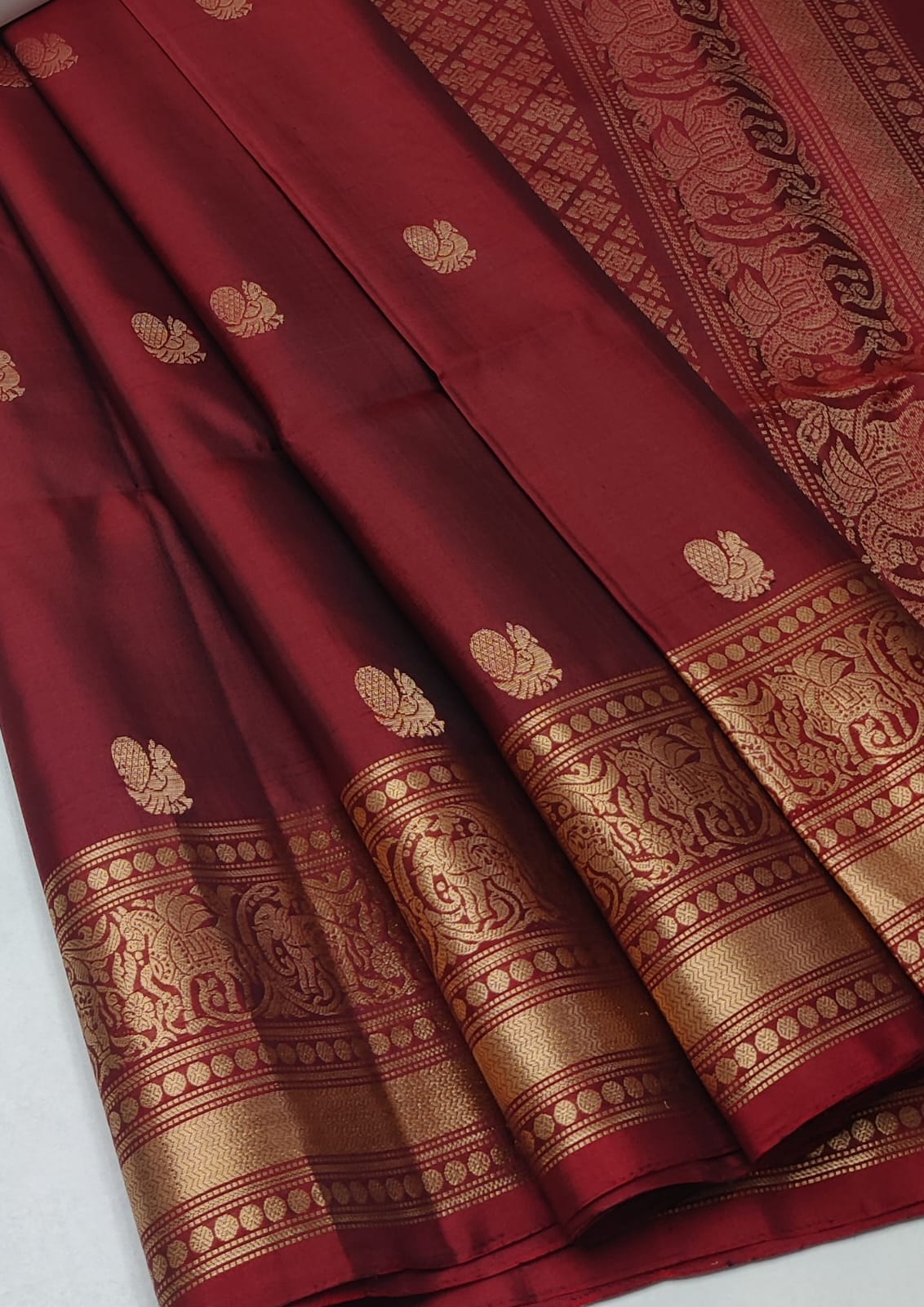 Handloom Silk Saree with Traditional Border - 2061